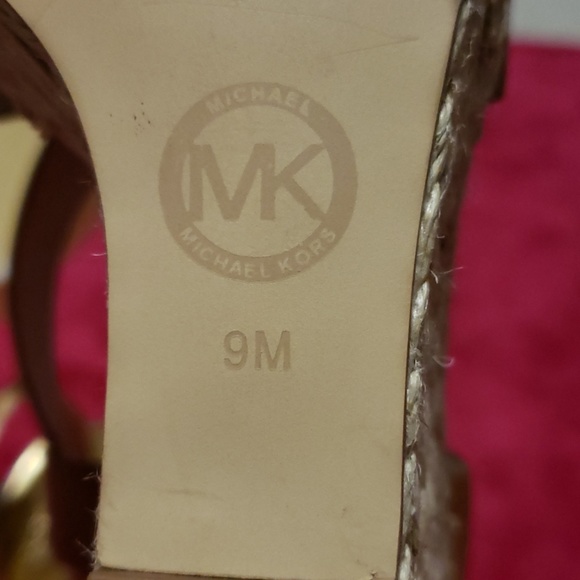 Michael Kors Wedge Sandals!! - Picture 8 of 8